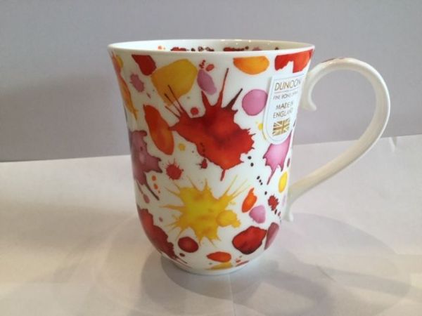 Porzellan Tasse Beamer Modell Whoops (rot gelbe Farbflecken)