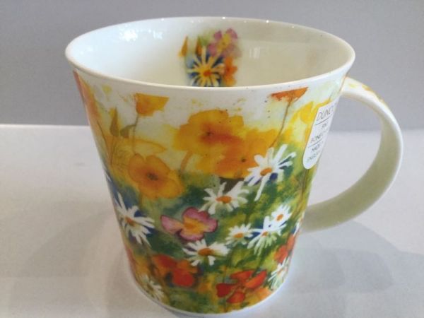 Porzellan Tassen (bunte Blumenwiese)
