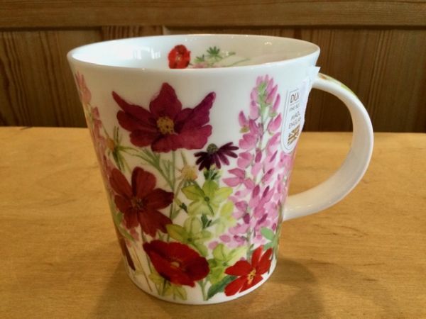 Porzellan Tasse Cairngorm Cottage Border by Claire Winteringham red