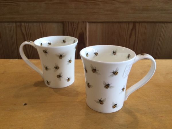 Modell Jura Flitterbugs Bee